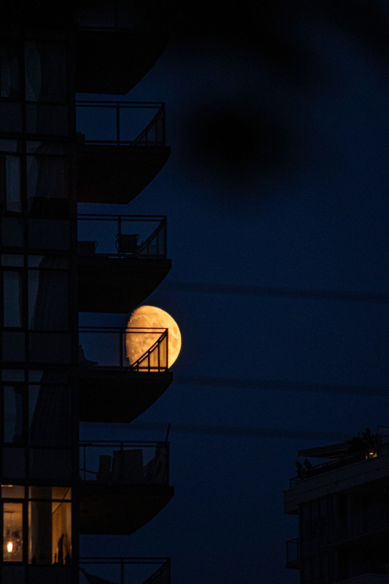 projects-moon-006